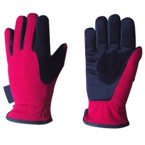 Snowboarding gloves for beginners